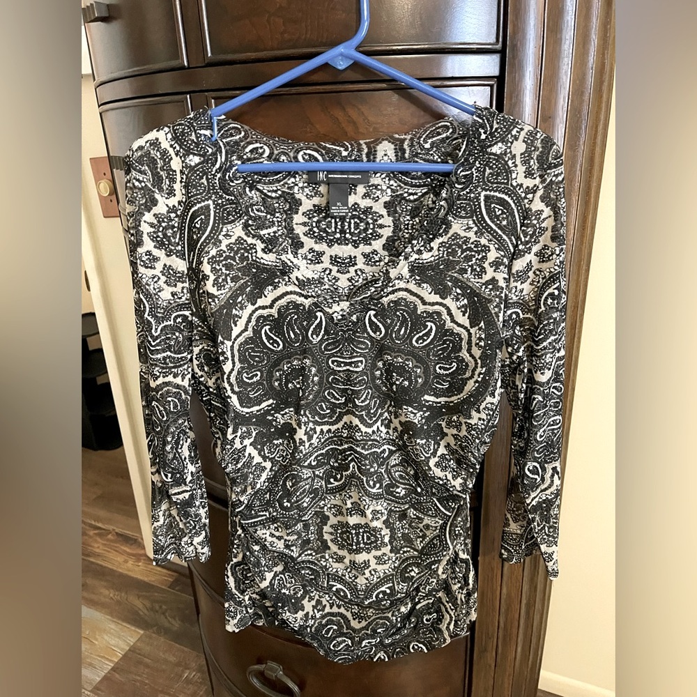 INC International Concepts Cream and White Top with 3/4 Sleeves, XL